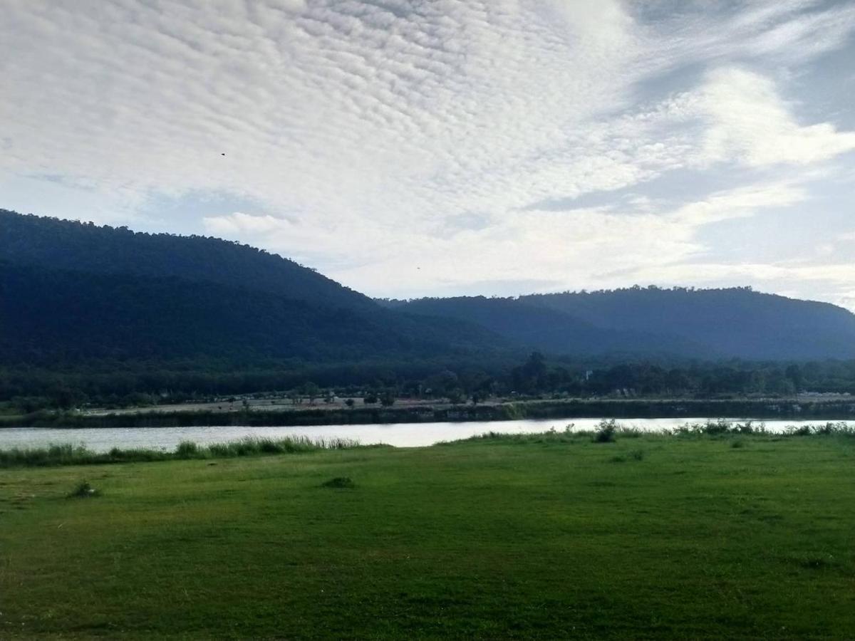 Samerdrow Khao Yai 무 시 외부 사진