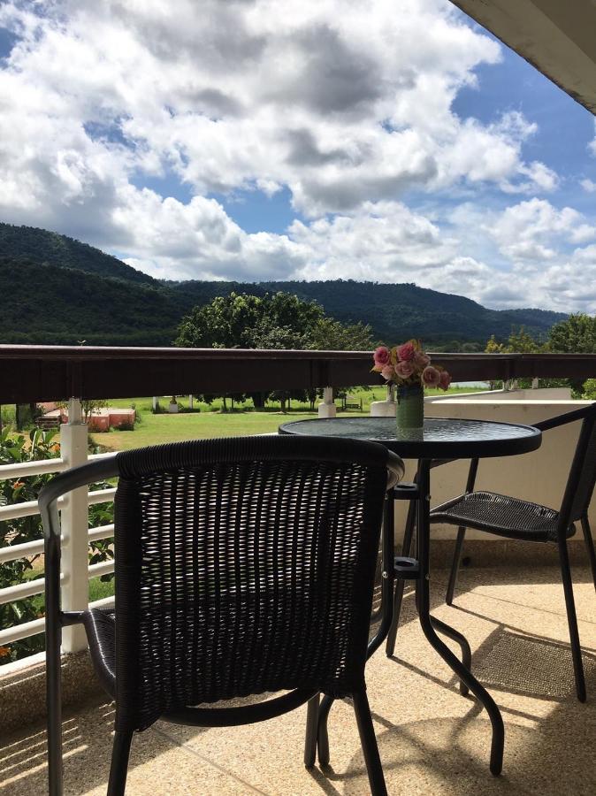 Samerdrow Khao Yai 무 시 외부 사진